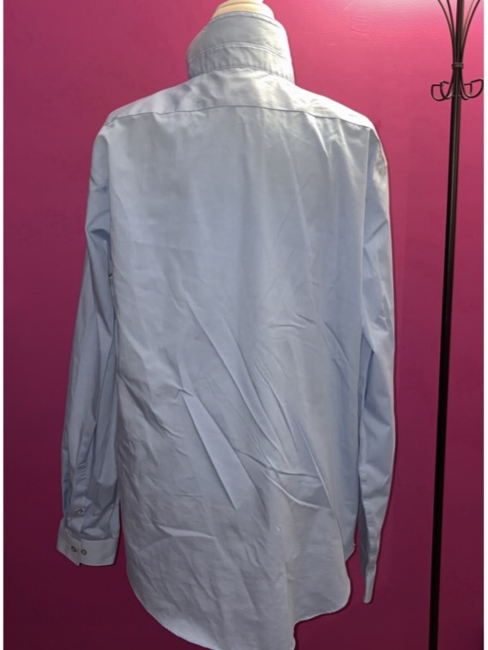 MEN’S Calvin Klein Classic Light Blue Button Down Dress Shirt - Picture 4 of 4